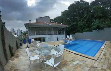 Imagem 5: CASA À VENDA Casa com 4 dormitórios