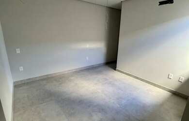 Imagem 12: Excelente Casa em Rua pública - 3/4 sendo 1 suíte c closet - próximo...