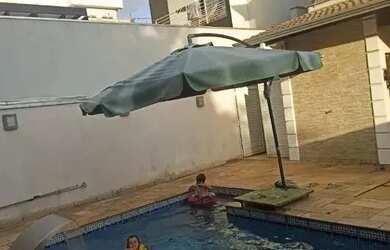 Imagem 15: Casa de Condomínio para venda com 300m² e 4 vagas em Várzea Paulista