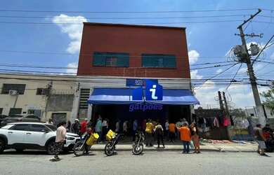 Imagem: O depósito possui 1.340m² de Área e está localizado em