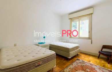 Imagem 13: Um Lindenberg de 494 m2 com ares de casa no coração dos jardins