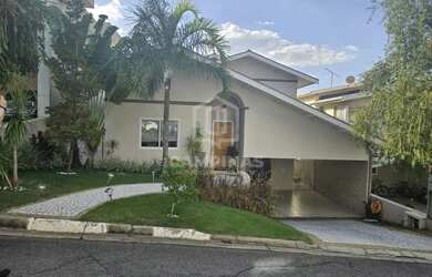 Imagem: A casa em condomínio possui 3 Dormitórios, 3 Banheiros, 4