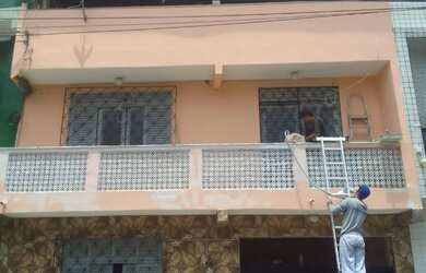 Imagem: A casa possui 3 Dormitórios, 3 Banheiros, 1 Vaga na garagem