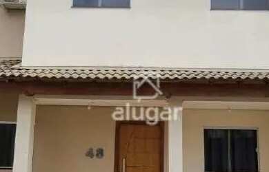 Imagem: A casa possui 3 Dormitórios, 2 Banheiros, 1 Vaga na garagem