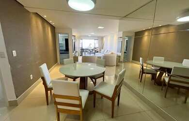 Imagem: O apartamento possui 4 Dormitórios, 5 Banheiros, 3 Vagas na