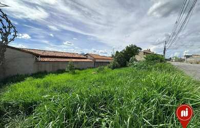Imagem: O terreno possui 360m² de Área e está localizado em Brumadinho