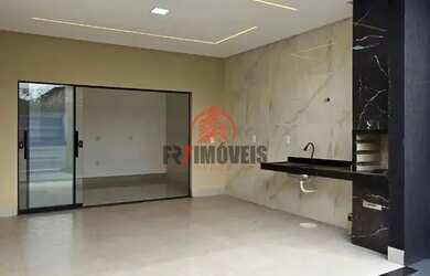 Imagem: A casa possui 2 Dormitórios, 2 Banheiros, 2 Vagas na garagem