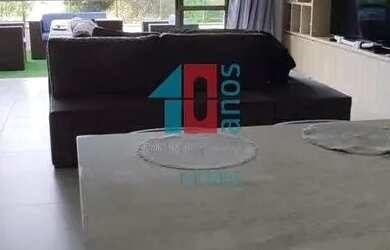 Imagem: O apartamento possui 5 Dormitórios, 5 Banheiros, 3 Vagas na