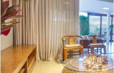 Imagem: A casa possui 4 Dormitórios e está localizado em Parnamirim