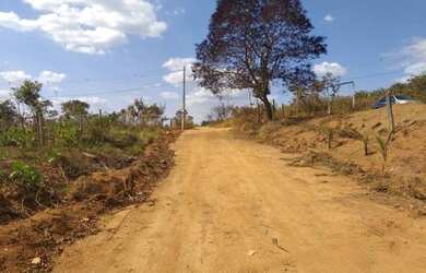 Imagem 1: Terreno para venda tem 396 metros quadrados localizado em Mateus Leme...