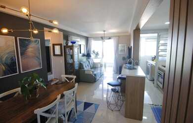 Imagem: O apartamento possui 2 Dormitórios, 1 Banheiro, 1 Vaga na garagem