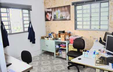 Imagem 13: Casa Térrea para Venda em Curitiba, Cajuru, 2 dormitórios, 2 banheiros,...