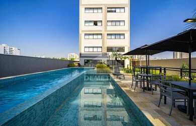 Imagem: O apartamento possui 1 Dormitório, 1 Banheiro, 1 Vaga na garagem