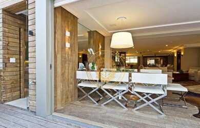 Imagem: O apartamento na cobertura possui 3 Dormitórios, 5 Banheiros