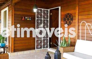 Imagem: A casa em condomínio possui 3 Dormitórios, 3 Banheiros, 2