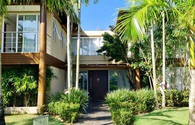 Imagem: A casa possui 4 Dormitórios, 5 Banheiros, 5 Vagas na garagem