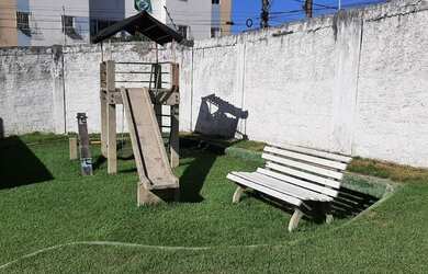 Imagem: O apartamento possui 3 Dormitórios, 1 Banheiro, 1 Vaga na garagem