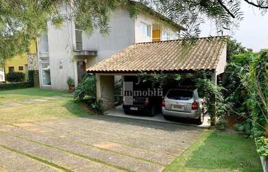 Imagem: A casa em condomínio possui 3 Dormitórios, 5 Banheiros, 5