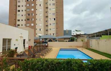 Imagem: O apartamento possui 2 Dormitórios, 1 Banheiro, 1 Vaga na garagem