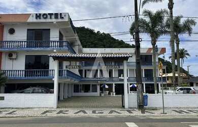 Imagem: O depósito possui 5 Vagas na garagem, 1.573m² de Área e