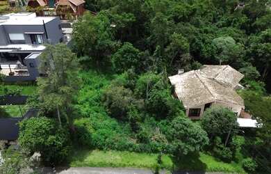 Imagem: O terreno possui 948m² de Área e está localizado em Recanto