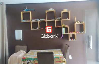 Imagem: A casa possui 5 Dormitórios, 1 Banheiro, 150m² de Área e