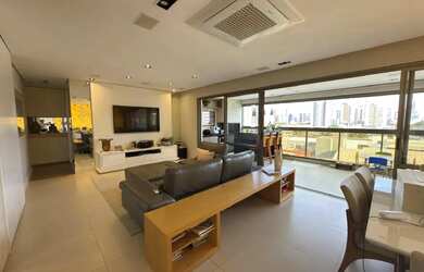 Imagem: O apartamento possui 3 Dormitórios, 4 Banheiros, 3 Vagas na