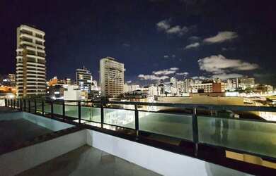 Imagem 7: Farol barra flat, ótima localização, desceu tá na praia