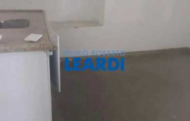 Imagem: O depósito possui 3 Vagas na garagem, 1.100m² de Área e