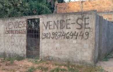 Imagem: A casa possui 3 Dormitórios, 3 Banheiros, 3 Vagas na garagem