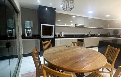 Imagem 5: Imóvel para venda tem 340 metros quadrados com 3 quartos em São José...