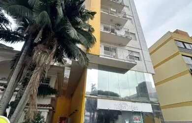 Imagem: O apartamento possui 1 Dormitório, 1 Banheiro, 40m² de Área