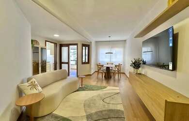 Imagem: O apartamento possui 3 Dormitórios, 2 Banheiros, 2 Vagas na