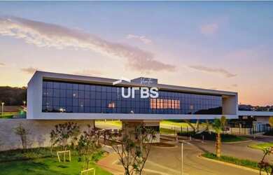 Imagem: O terreno possui 640m² de Área e está localizado em Parque