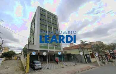 Imagem: O depósito possui 1 Vaga na garagem e 35m² de Área e está