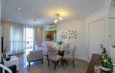 Imagem: O apartamento possui 2 Dormitórios, 2 Banheiros, 1 Vaga na