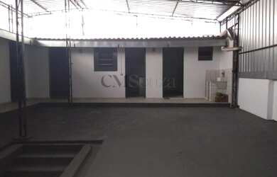 Imagem: O depósito possui 587m² de Área e está localizado em Centro