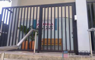 Imagem: O depósito possui 1 Vaga na garagem e 100m² de Área e está