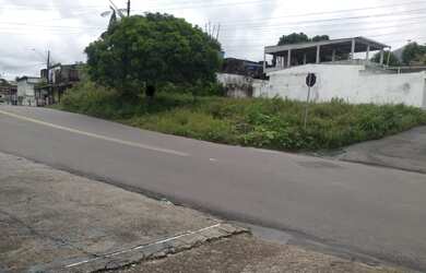 Imagem: O terreno possui 300m² de Área e está localizado em Parque