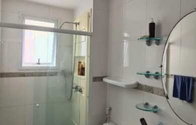 Imagem: O apartamento possui 4 Dormitórios, 1 Banheiro, 2 Vagas na