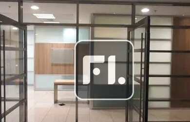 Imagem: O depósito possui 5 Vagas na garagem e 292m² de Área e está