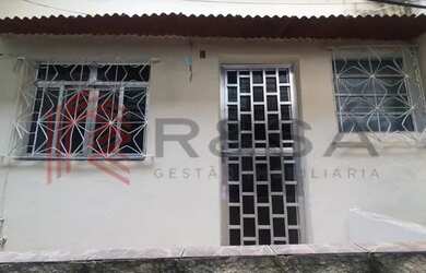 Imagem: A casa possui 1 Dormitório, 1 Banheiro, 37m² de Área e está