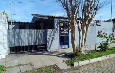 Imagem 1: Vendo casa mista na urubatan hipica z.sul Porto Alegre