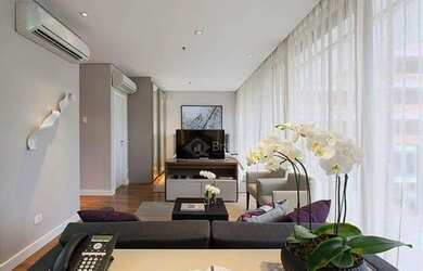 Imagem: O studio possui 1 Dormitório, 1 Banheiro, 1 Vaga na garagem