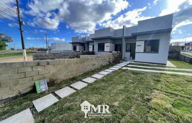 Imagem: A casa possui 2 Dormitórios, 1 Banheiro, 1 Vaga na garagem