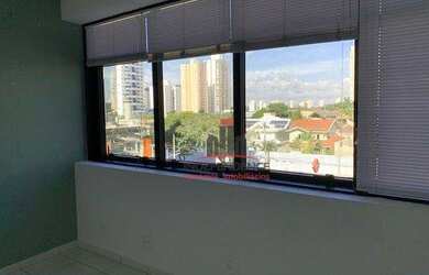 Imagem: O depósito possui 1 Vaga na garagem, 34m² de Área e está