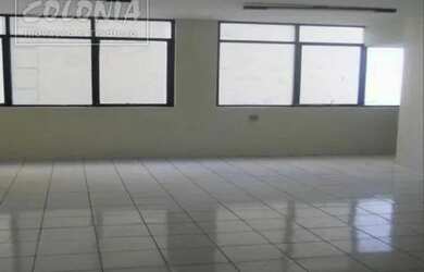 Imagem: O depósito possui 48m² de Área e está localizado em Utinga