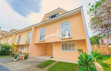 Imagem: A casa em condomínio possui 3 Dormitórios, 3 Banheiros, 3