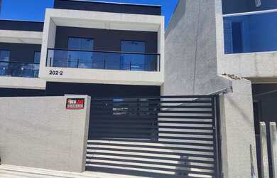 Imagem 3: Sobrado central Matinhos ano novo e na