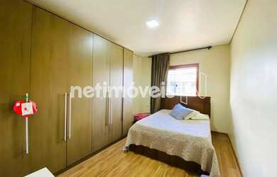 Imagem 10: Casa 4 quartos, espaço gourmet, quintal nos fundos, vista definitiva,...